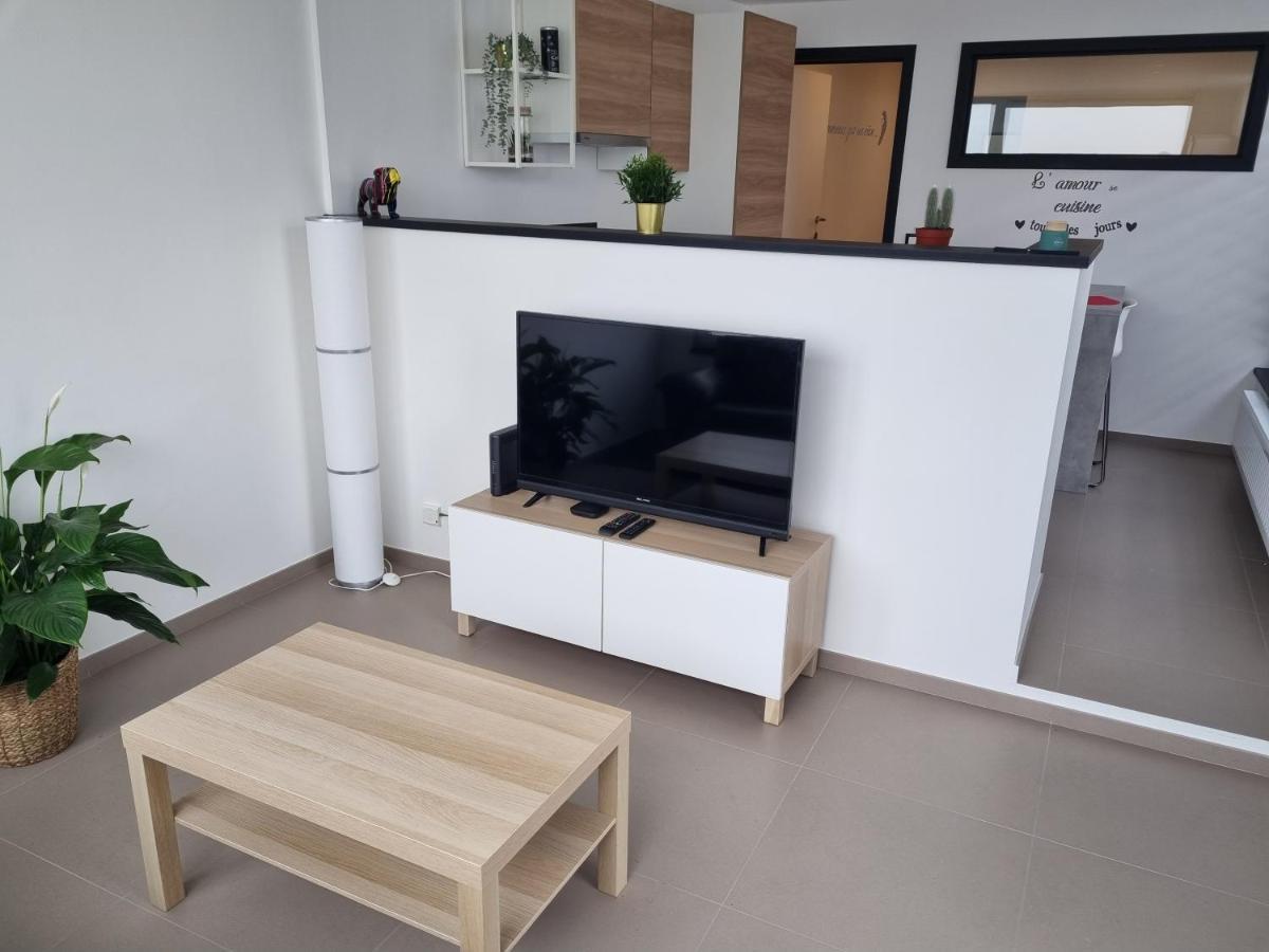 Maisonnette Entierement Renovee Givet Zewnętrze zdjęcie